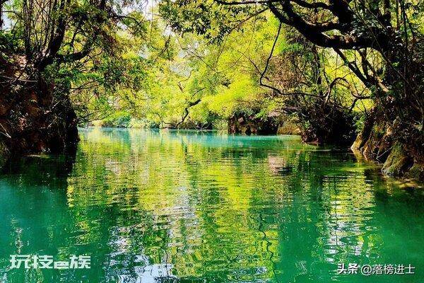贵州荔波小七孔风景区景点介绍(这里山水秀美犹如仙境)-图片4